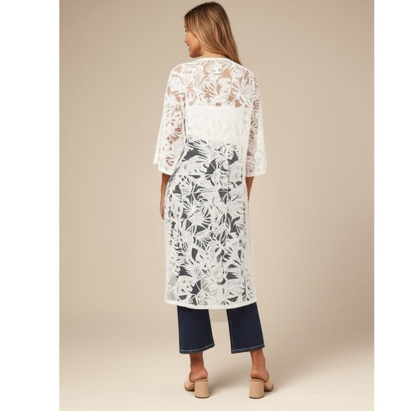 AMBER SKIES Elegant White Lace Kimono Tropical Leaf Design Resort Sz m - Picture 2 of 13